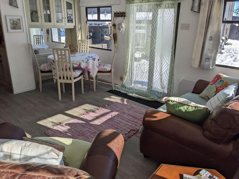 Ferny Roost Cabin. Wrexham Luaran gambar
